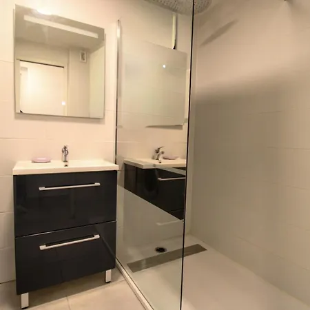 5100 - Cap D'agde Maison Mitoyenne T4 Climatise Avec Parking - Quartier Pinede Agde